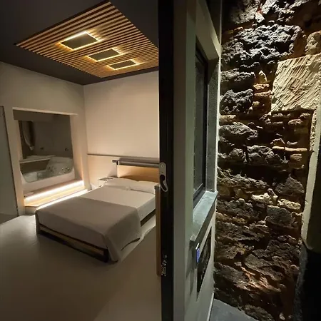 Le Dimore Degli Archi & ゲストハウス 4*