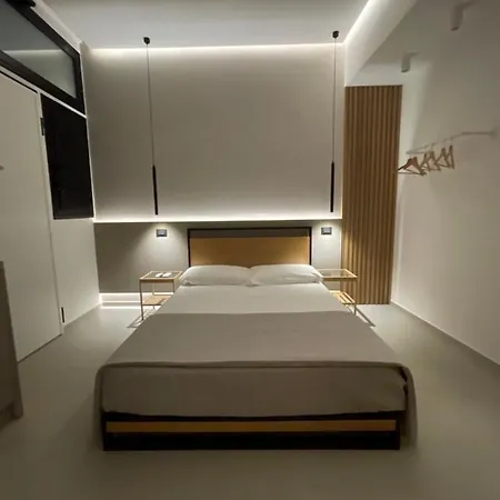 Le Dimore Degli Archi & ゲストハウス 4*